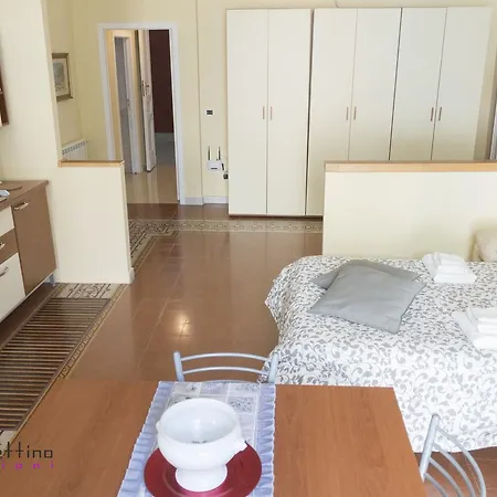 Casa Beatrice, Appartamento Nel Centro Di Napoli Naples