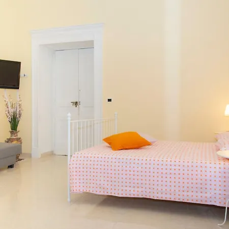 Apartment Casa Beatrice, Appartamento Nel Centro Di Napoli Naples